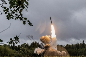 Поблизу Києва пролунали вибухи: Ігнат пояснив, чому повітряна тривога була оголошена невчасно