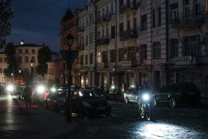 Україна зіткнеться з масштабними блекаутами взимку у разі відключення АЕС: експертні прогнози