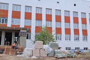 Стоматология строится, но будет ли работать? Жители Северскодонецка в ожидании
