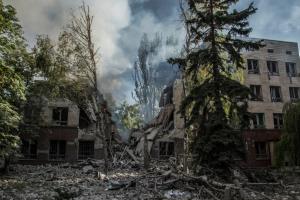 Обстрелы и погибшие в Лисичанске: очередные трагические события произошли на оккупированном востоке