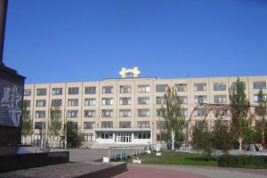 Вибухи в Сєвєродонецьку: безпілотник пошкодив корпус університету