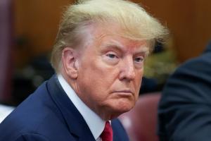 Білий дім сподівається на угоду про перемир'я між Україною та РФ до 20 квітня. Побоювання Європи щодо умов. Переговори США з Україною та очікування відповіді від Росії.