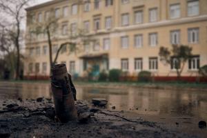 В окупованому Лисичанську школярів залучають до російського проєкту про Другу світову, ігноруючи сучасну війну та її наслідки для дітей.