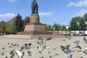 Гриміло вглибині Луганщини: окупанти заявляють про ракетну атаку на Краснодон