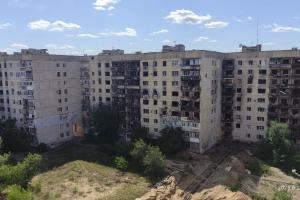 Залиті квартири, забиті труби і обіцянки без строків: правда про ремонти в Сіверськодонецьку