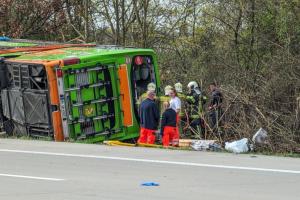 Автобус з Копенгагена до Відня перекинувся в Німеччині: серед постраждалих — громадяни України
