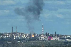 Сьогодні, 13 вересня, в російській Уфі пролунали вибухи на території Ново-Уфимського нафтопереробного заводу (НПЗ). За попередніми даними, об’єкти підприємства були атаковані ударним безпілотником.
