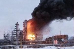 Дронова атака на НПЗ в Оренбурзькій області: на підприємстві евакуація