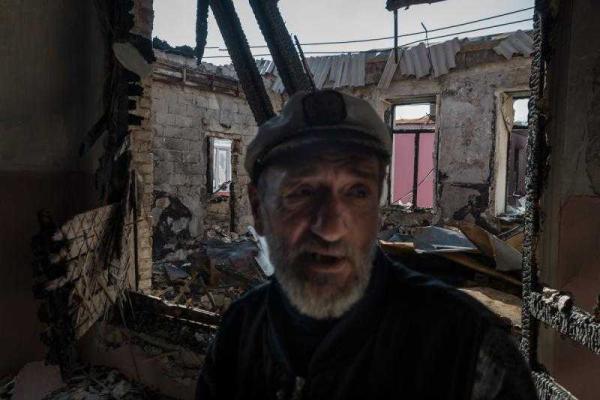 Жизнь Луганска во время войны Жизнь Луганска во время войны