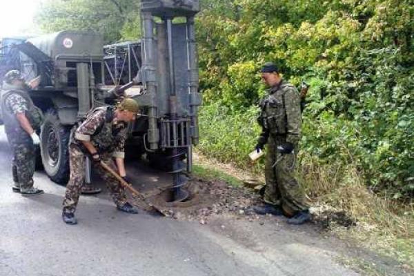 Инженерные войска выполняют задачи в зоне АТО Инженерные войска выполняют задачи в зоне АТО