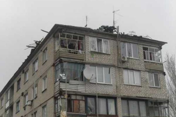 Славяносербск: последствия обстрела Славяносербск: последствия обстрела