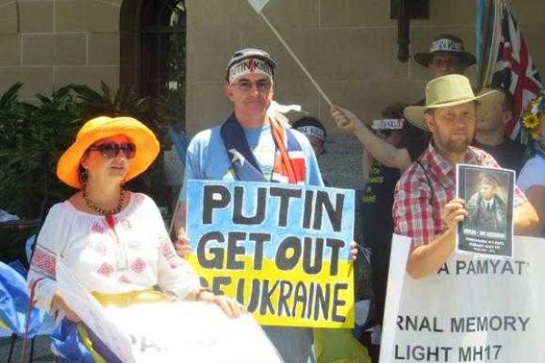 Украинцы в Австралии показали как "любят" Путина Украинцы в Австралии показали как "любят" Путина