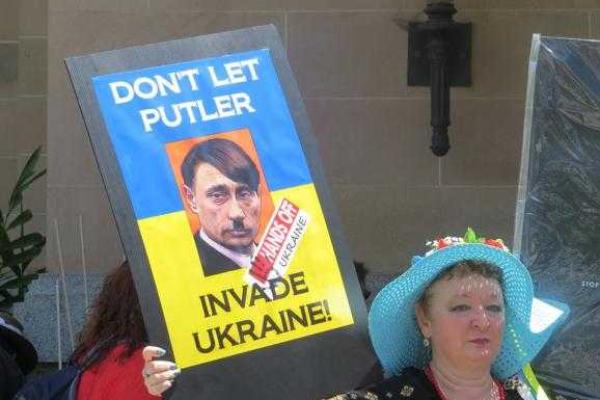 Украинцы в Австралии показали как "любят" Путина Украинцы в Австралии показали как "любят" Путина