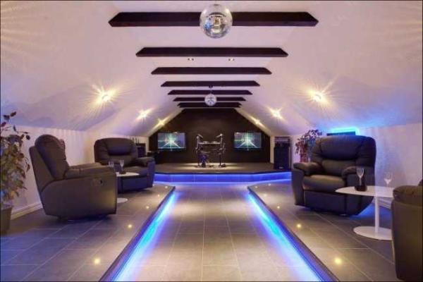 В Швеции есть дом необычный снаружи и фантастический внутри В Швеции есть дом необычный снаружи и фантастический внутри