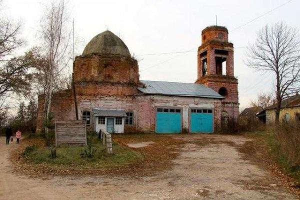 Российская глубинка умирает, пока Кремль "играет в войну" в Украине Российская глубинка умирает, пока Кремль "играет в войну" в Украине