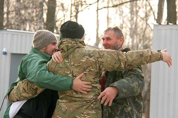 Освобожденные из плена бойцы Нацгвардии проходят психологическую реабилитацию