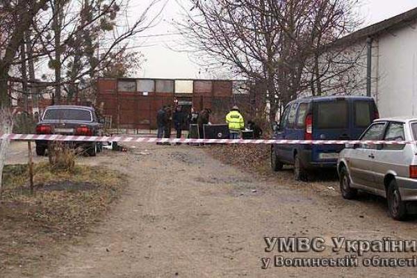 На Волыни найдено обезглавленное тело неизвестного мужчины На Волыни найдено обезглавленное тело неизвестного мужчины