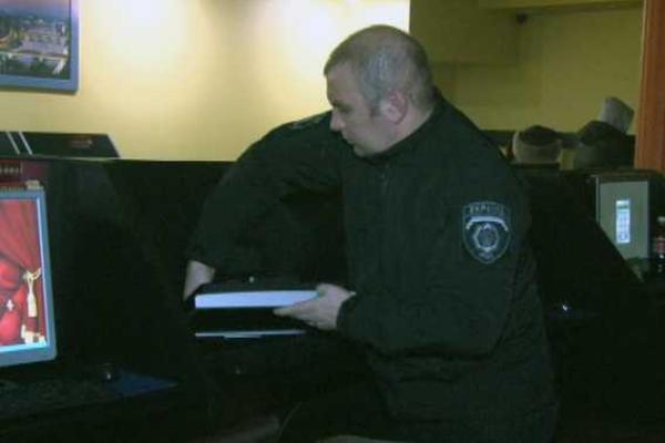 Правоохранители трясут игорный бизнес на Одесчине Правоохранители трясут игорный бизнес на Одесчине