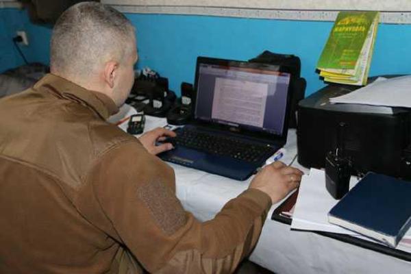 На Донетчине несут службу бойцы спецназа "Сокол" На Донетчине несут службу бойцы спецназа "Сокол"