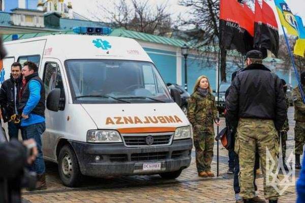 Польские волонтеры внесли свою лепту в спасение жизней бойцов полка "Азов"