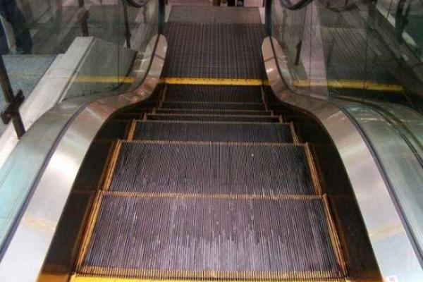 Неизвестная функция обычного эскалатора Неизвестная функция обычного эскалатора