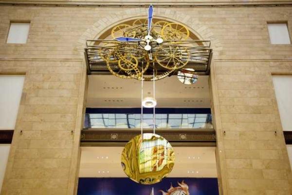 В России установлен самый большой часовой механизм в мире В России установлен самый большой часовой механизм в мире