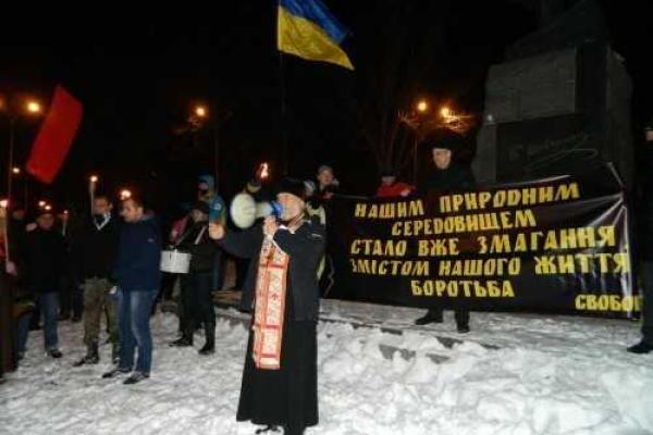 В Одессе факельным вече отметили 106-ю годовщину со дня рождения Степана Бандеры