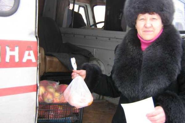 В ЛНР раздали гуманитарку, собранную по инициативе Петра Попрошенко