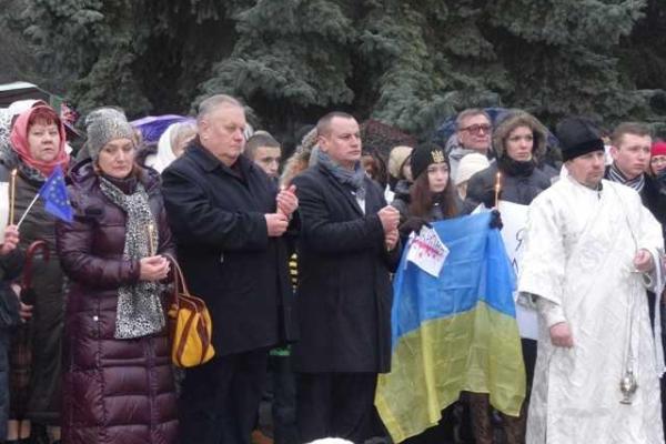 Жители Ровенщины провели "Марш мира" Жители Ровенщины провели "Марш мира"