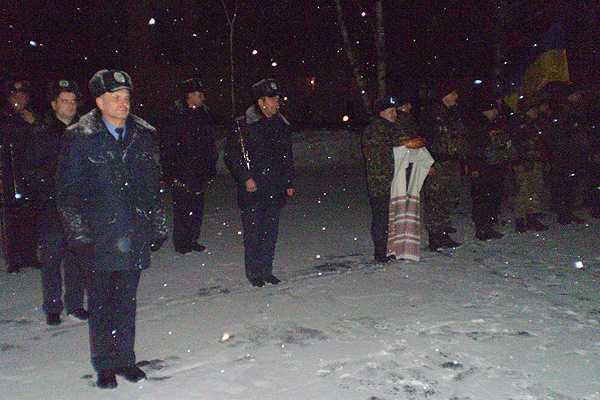 В Харьков из опасной командировки в зону АТО вернулись бойцы Нацгвардии В Харьков из опасной командировки в зону АТО вернулись бойцы Нацгвардии