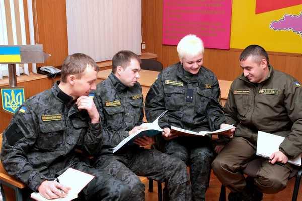 Для офицеров-психологов был проведен тренинг по оказанию помощи участникам АТО Для офицеров-психологов был проведен тренинг по оказанию помощи участникам АТО