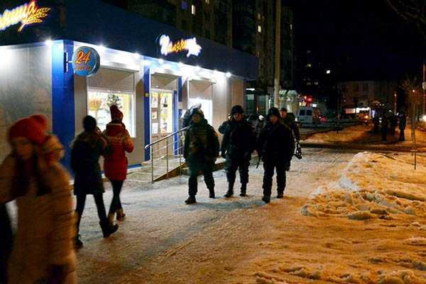 В Славянске к охране общественного порядка приступили нацгвардейцы со Львовщины В Славянске к охране общественного порядка приступили нацгвардейцы со Львовщины