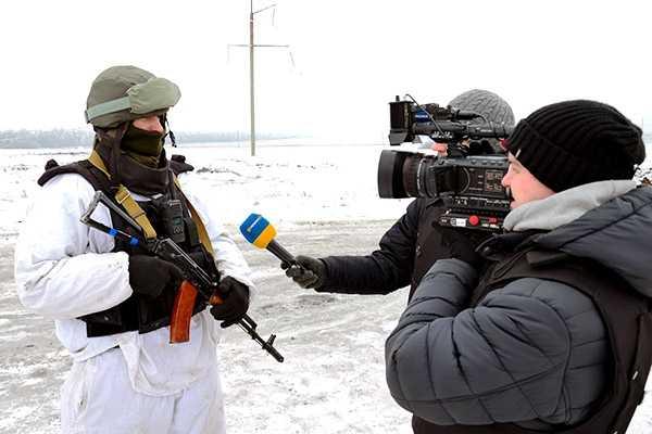 Бойцы Нацгвардии несут службу на передовых участках в зоне АТО Бойцы Нацгвардии несут службу на передовых участках в зоне АТО