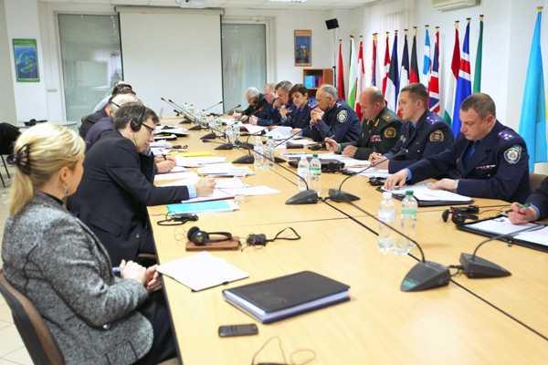 Офицеры Нацгвардии провели встречу с экспертами НАТО