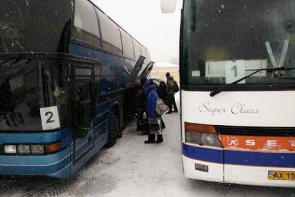 Этнических поляков организованно вывозят из Украины