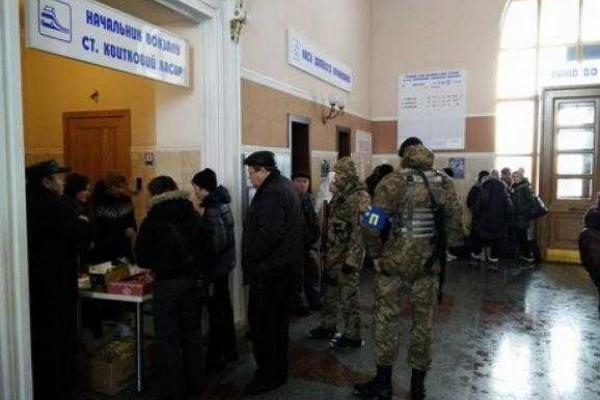 Этнических поляков организованно вывозят из Украины