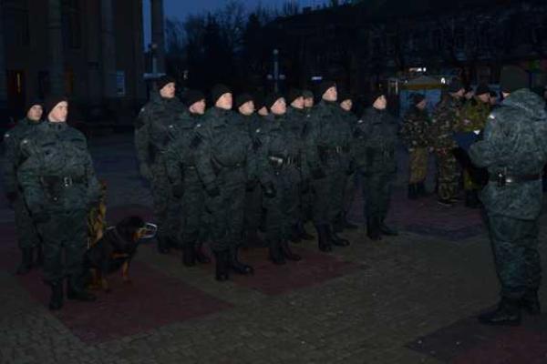 Милиция Тернопольщины переведена на усиленный вариант несения службы Милиция Тернопольщины переведена на усиленный вариант несения службы