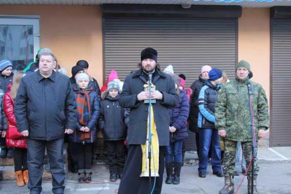 В зону АТО отправился сводный отряд правоохранителей Ровенщины В зону АТО отправился сводный отряд правоохранителей Ровенщины