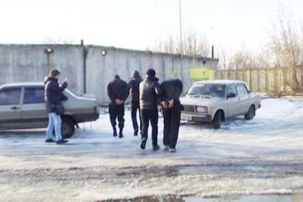 На Черкасчине задержали "собирателей" канализационных люков На Черкасчине задержали "собирателей" канализационных люков