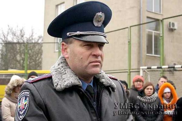 Волынских правоохранителей родные, коллеги и друзья проводили на Восток Украины Волынских правоохранителей родные, коллеги и друзья проводили на Восток Украины