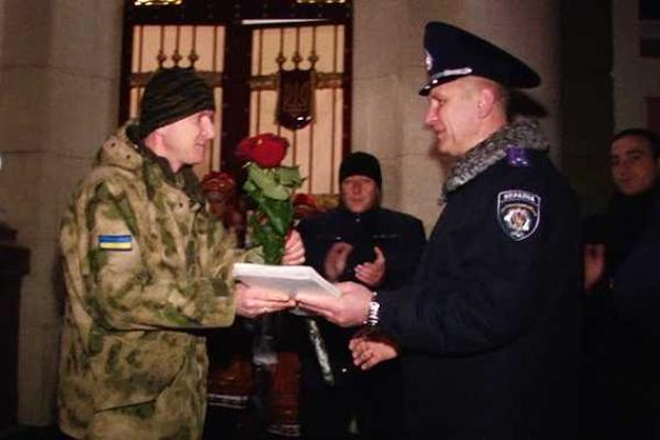 На Буковине встретили бойцов из опасной "восточной" командировки На Буковине встретили бойцов из опасной "восточной" командировки