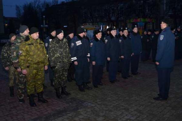 Милиция Тернопольщины переведена на усиленный вариант несения службы Милиция Тернопольщины переведена на усиленный вариант несения службы