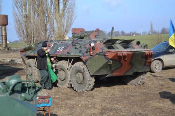 На Ровенщине волонтеры-умельцы восстанавливают военную технику для ВСУ На Ровенщине волонтеры-умельцы восстанавливают военную технику для ВСУ