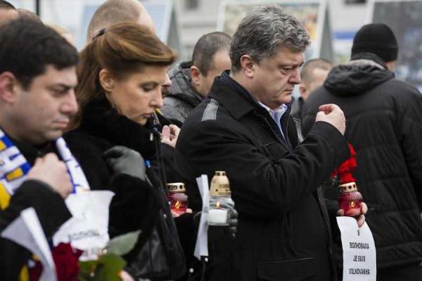 Порошенко: Мы не отдадим ни одного клочка украинской земли! Порошенко: Мы не отдадим ни одного клочка украинской земли!