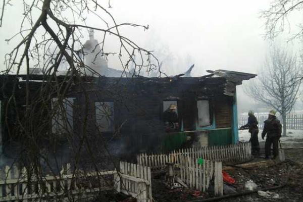 На Житомирщине в пожаре погибла малолетняя девочка На Житомирщине в пожаре погибла малолетняя девочка