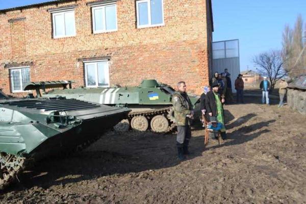 На Ровенщине волонтеры-умельцы восстанавливают военную технику для ВСУ На Ровенщине волонтеры-умельцы восстанавливают военную технику для ВСУ