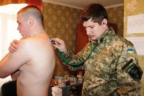 Медики ВДВ - ангелы в белых халатах в зоне боевых действий Медики ВДВ - ангелы в белых халатах в зоне боевых действий