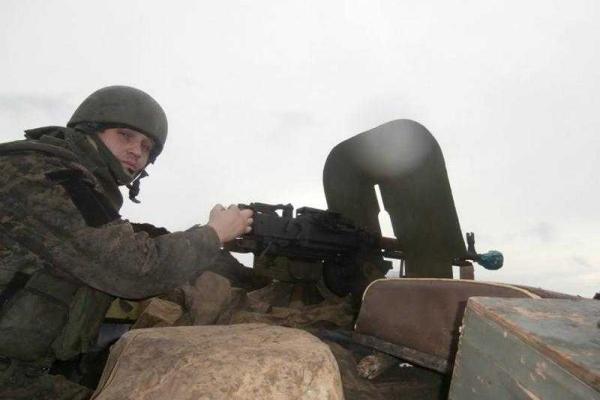 Сводный отряд ВС ВСУ достойно несет службу на Донецком рубеже Сводный отряд ВС ВСУ достойно несет службу на Донецком рубеже