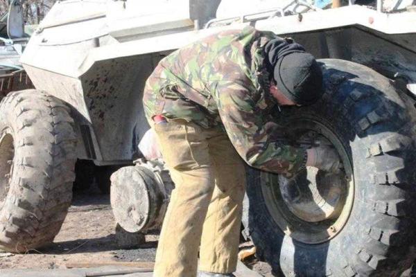Военные специалисты ремроты дают вторую жизнь военной технике Военные специалисты ремроты дают вторую жизнь военной технике