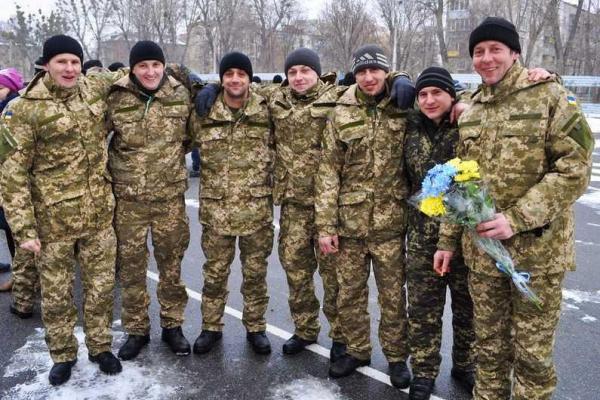 Сводный отряд ВС ВСУ вернулся на Киевщину с тревожного Востока Сводный отряд ВС ВСУ вернулся на Киевщину с тревожного Востока